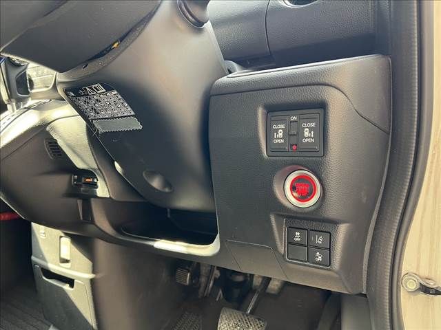 HONDA N BOX CUSTOM 2019