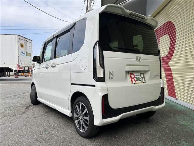 HONDA N BOX CUSTOM 2024
