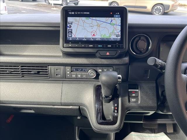 HONDA N BOX CUSTOM 2024