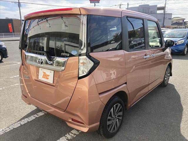 TOYOTA ROOMY 2021