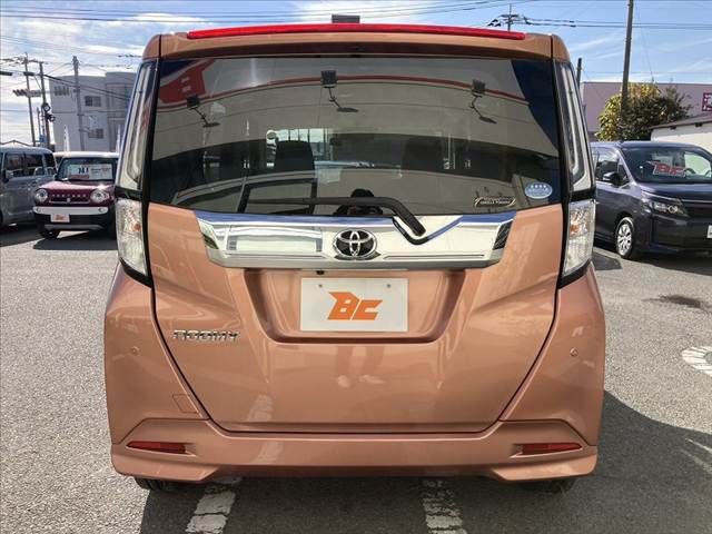 TOYOTA ROOMY 2021