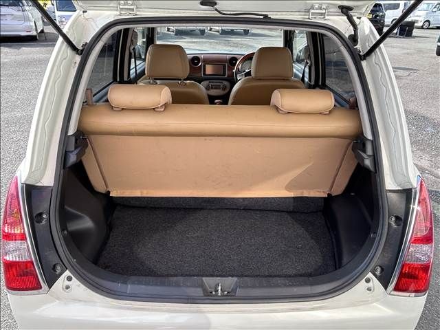 DAIHATSU MIRA GINO 2006