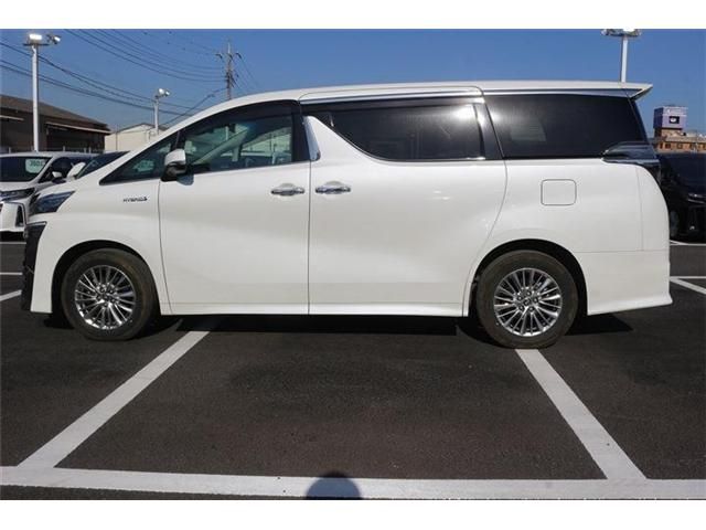 TOYOTA VELLFIRE  HYBRID 4WD 2020