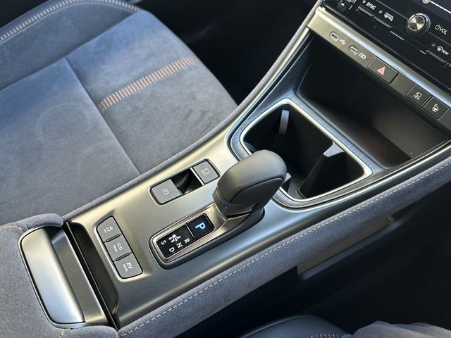 TOYOTA LEXUS LBX 2024