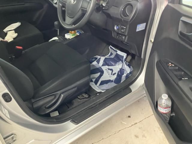 TOYOTA COROLLA AXIO 2021