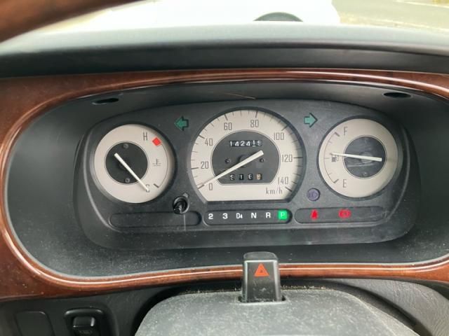 DAIHATSU MIRA GINO 2000