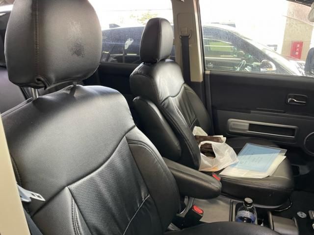 MITSUBISHI DELICA D:5 4WD 2010