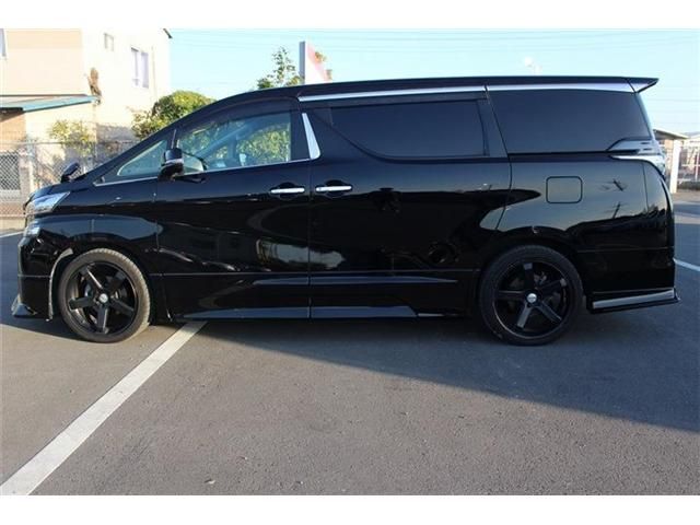 TOYOTA VELLFIRE 2016