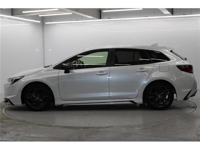 TOYOTA COROLLA TOURING HYBRID 2023