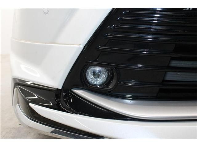 TOYOTA COROLLA TOURING HYBRID 2023