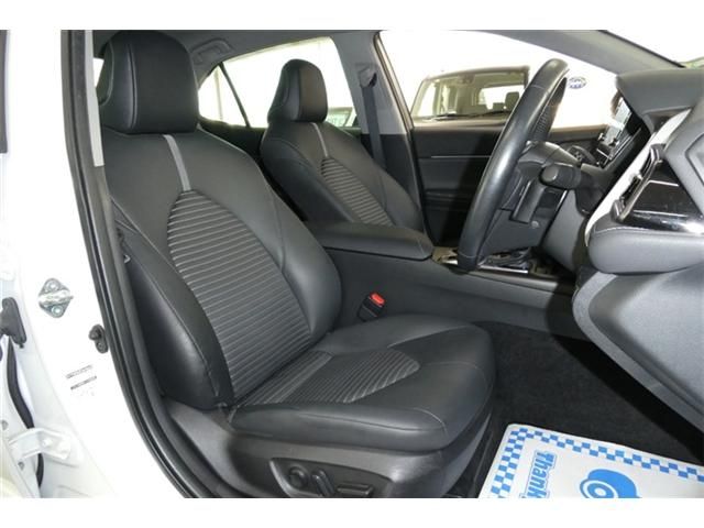 TOYOTA CAMRY HYBRID 2022