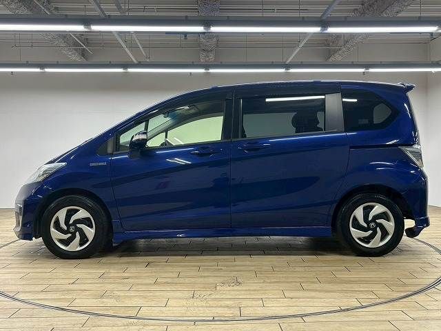 HONDA FREED HYBRID 2015