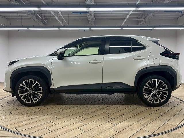 TOYOTA YARIS CROSS HYBRID 2021