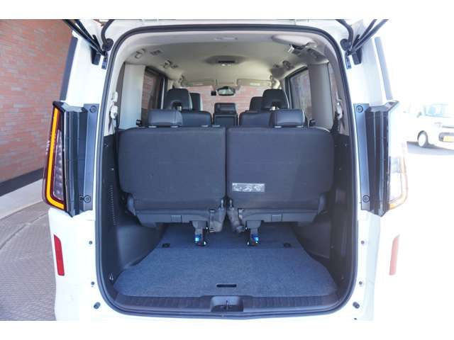 NISSAN SERENA  WG 2025