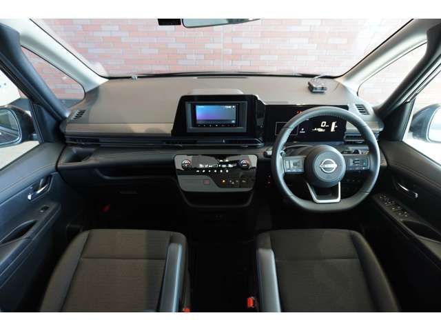 NISSAN SERENA  WG 2025