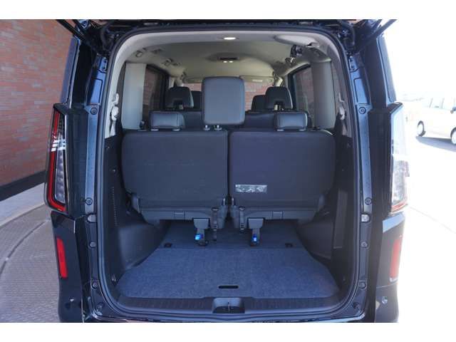 NISSAN SERENA  WG 2025