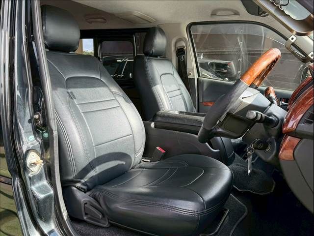 TOYOTA HIACE van 4WD 2015