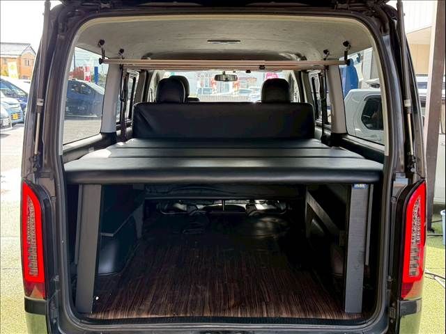 TOYOTA HIACE van 4WD 2015