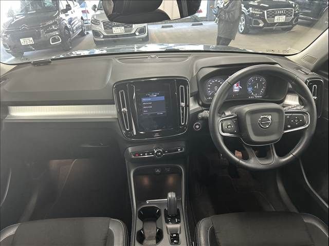 VOLVO VOLVO XC40 2018