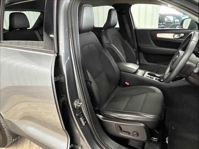 VOLVO VOLVO XC40 2018