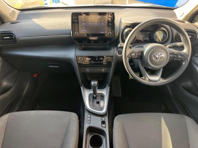 TOYOTA YARIS CROSS 2023