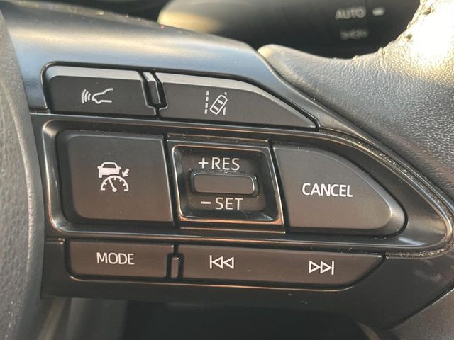 TOYOTA YARIS CROSS 2023