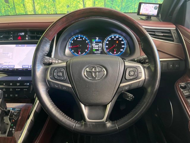 TOYOTA HARRIER 2WD 2015