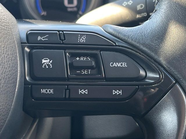 TOYOTA YARIS CROSS 2023