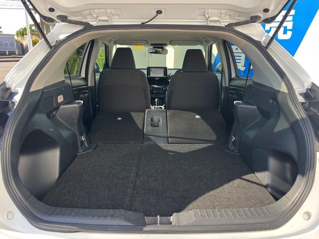 TOYOTA YARIS CROSS 2023