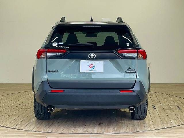 TOYOTA RAV4 4WD 2023