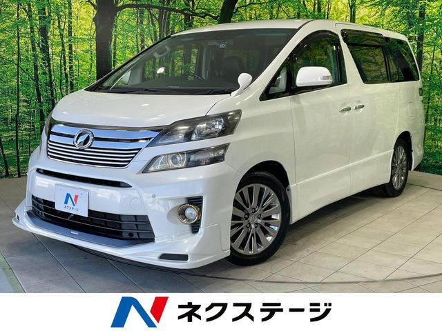 TOYOTA VELLFIRE 2013