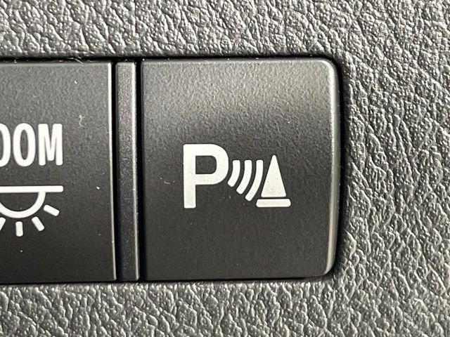 TOYOTA VELLFIRE 2013