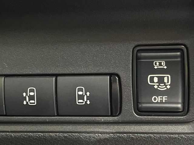 NISSAN SERENA  WG 4WD 2023