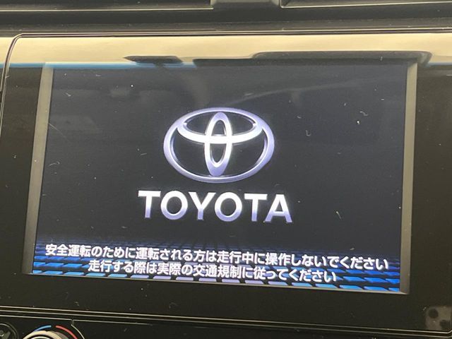 TOYOTA CAMRY HYBRID 2018