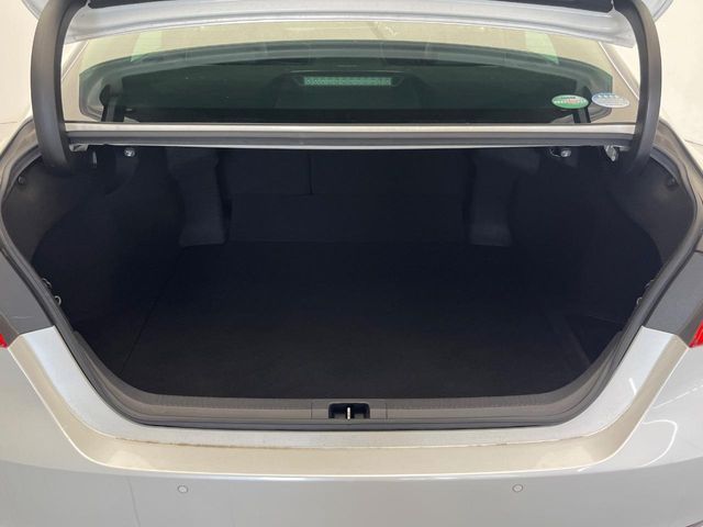 TOYOTA CAMRY HYBRID 2018