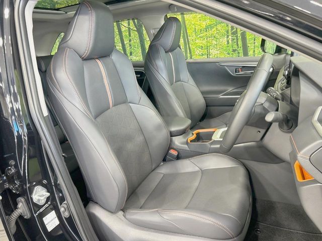 TOYOTA RAV4 HYBRID 4WD 2025