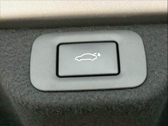 TOYOTA CROWN CROSSOVER 2023