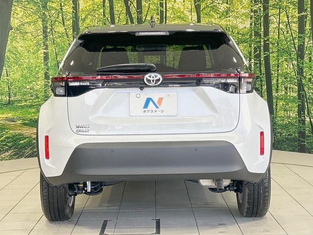 TOYOTA YARIS CROSS 2025