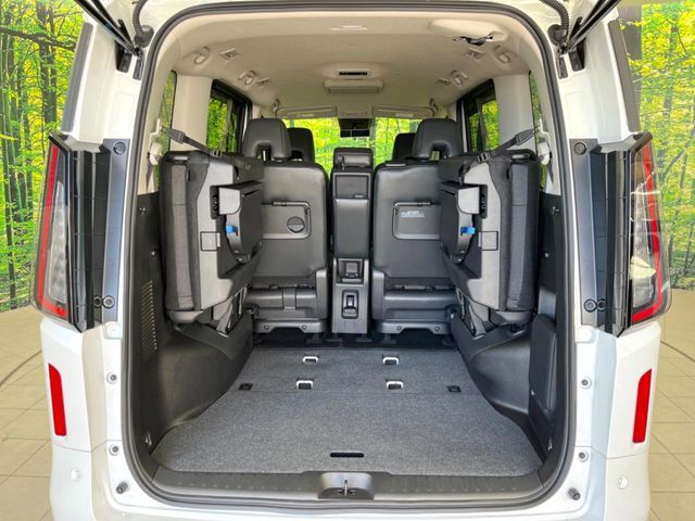 NISSAN SERENA  WG 2023