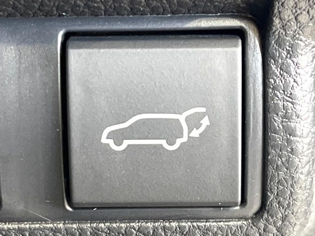 TOYOTA COROLLA CROSS HYBRID 2024