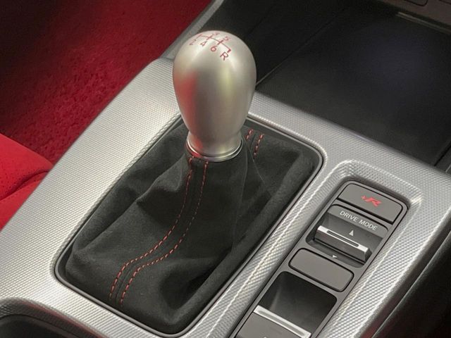 HONDA CIVIC hatchback 2025