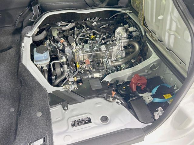 TOYOTA HIACE van 2WD 2025