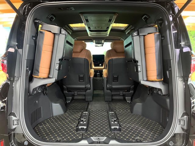 TOYOTA VELLFIRE  HYBRID 2024