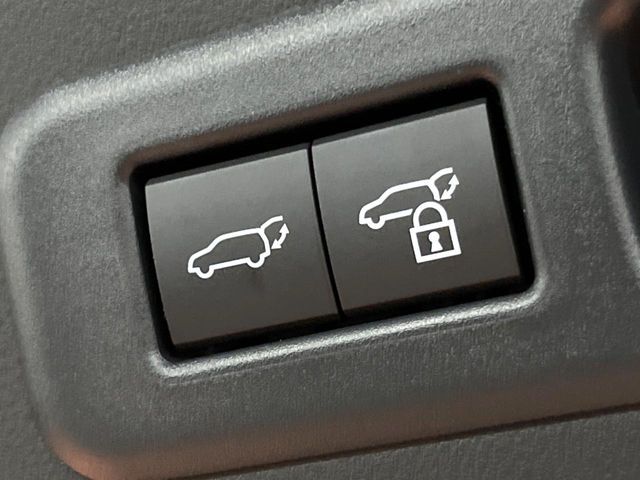 TOYOTA LEXUS LBX 2025