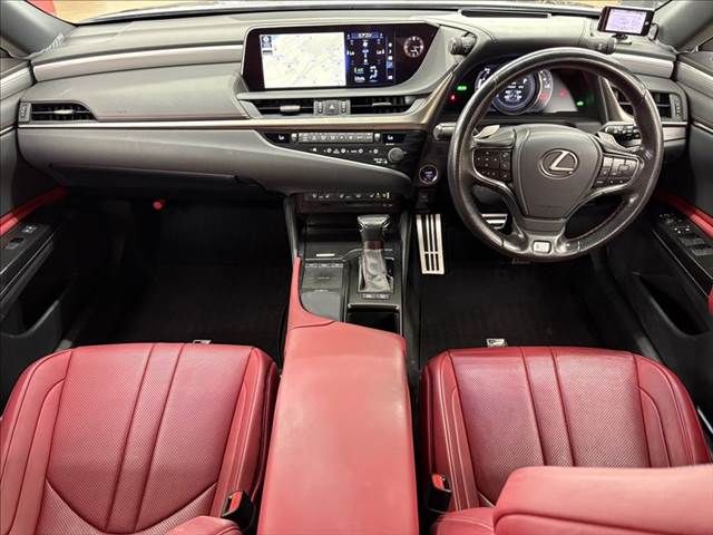TOYOTA LEXUS ES300h 2020