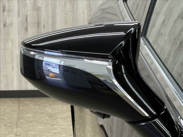 TOYOTA LEXUS ES300h 2020