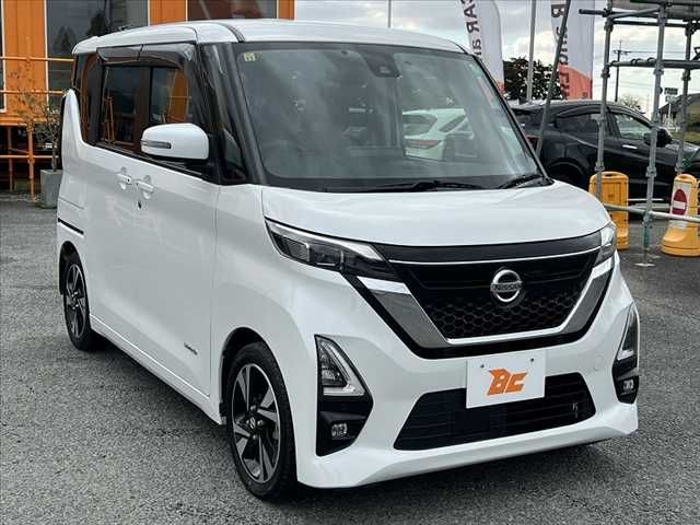 NISSAN ROOX 2020
