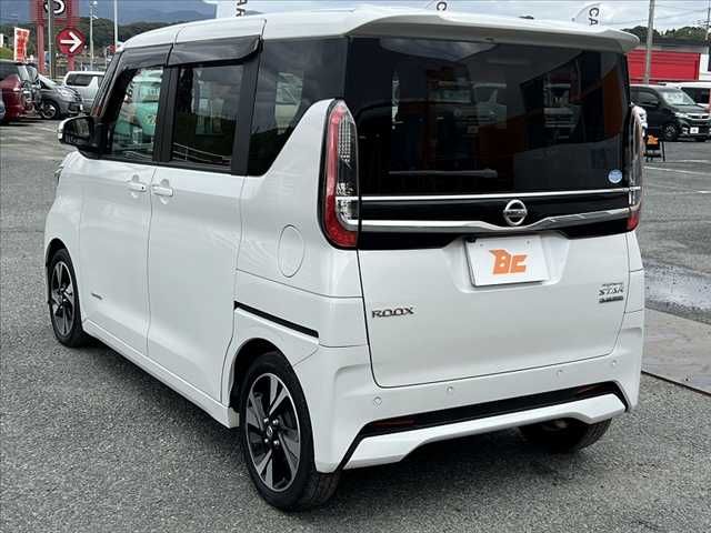 NISSAN ROOX 2020