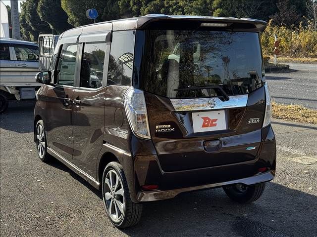 NISSAN DAYZ ROOX 2015