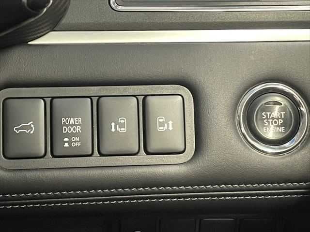 MITSUBISHI DELICA D:5 4WD 2019